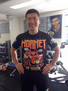 Dundee with official Jeff Horn shirt
